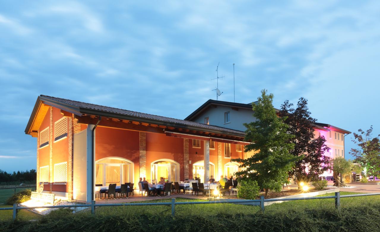 Agriturismo Podere Dell'Angelo Pasiano Di Pordenone Extérieur photo